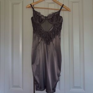 BODYCON GRAY LACE SATIN DRESS